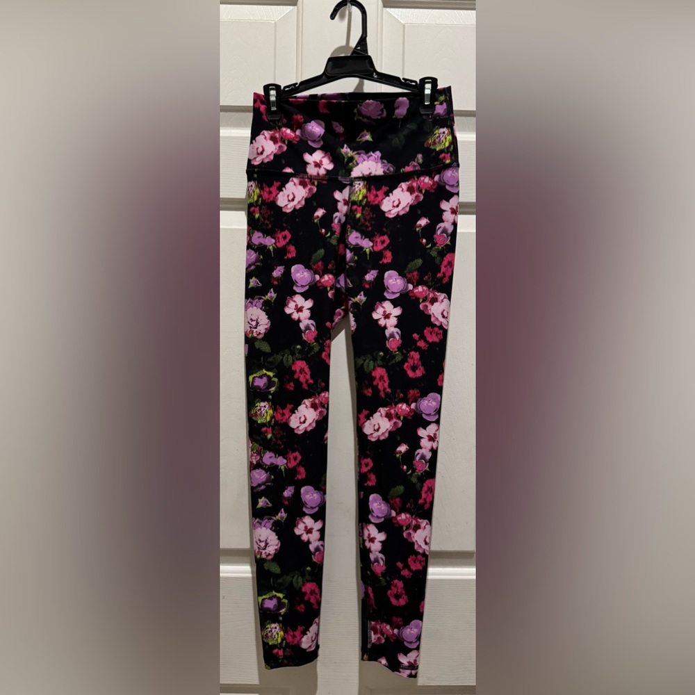 Old Navy Active Power Soft High Rise Leggings Size XS